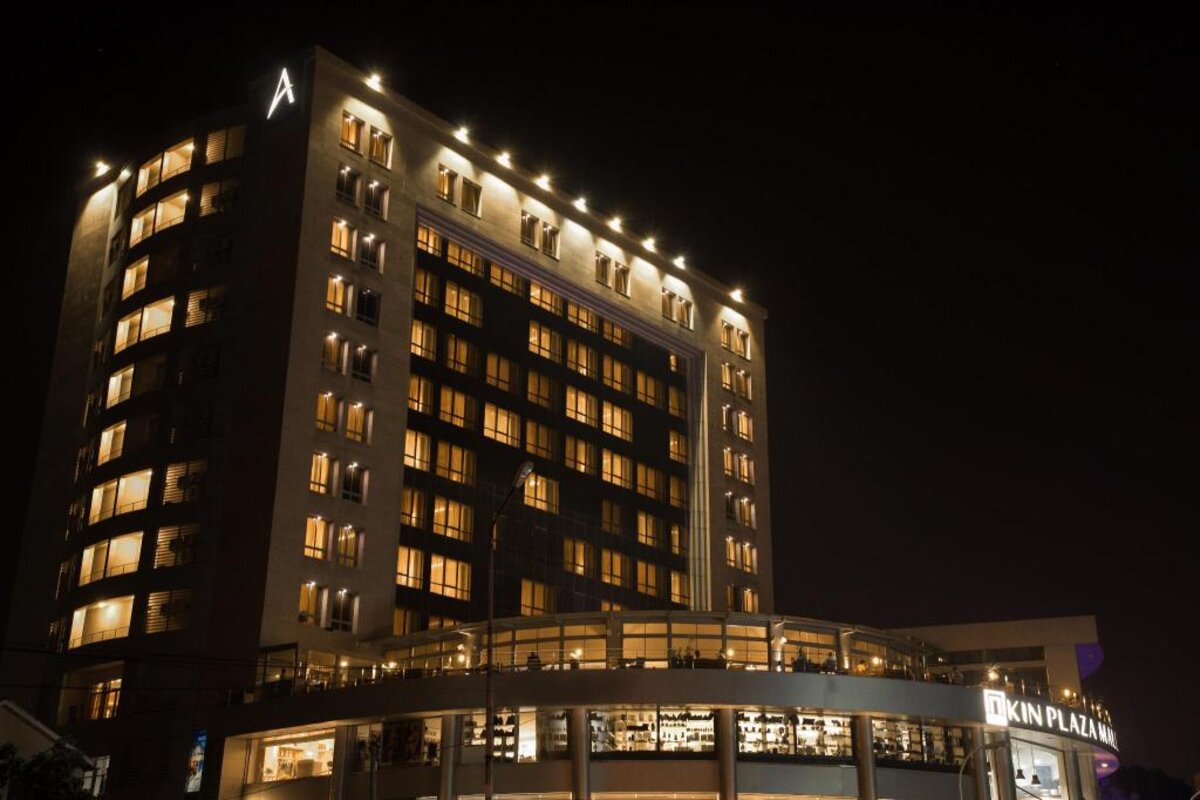 Kin Plaza Arjaan by Rotana