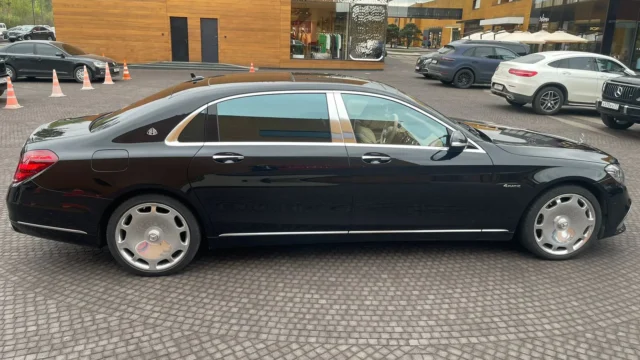 Mercedes-Benz Maybach