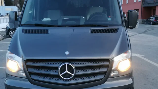 Mercedes-Benz Sprinter