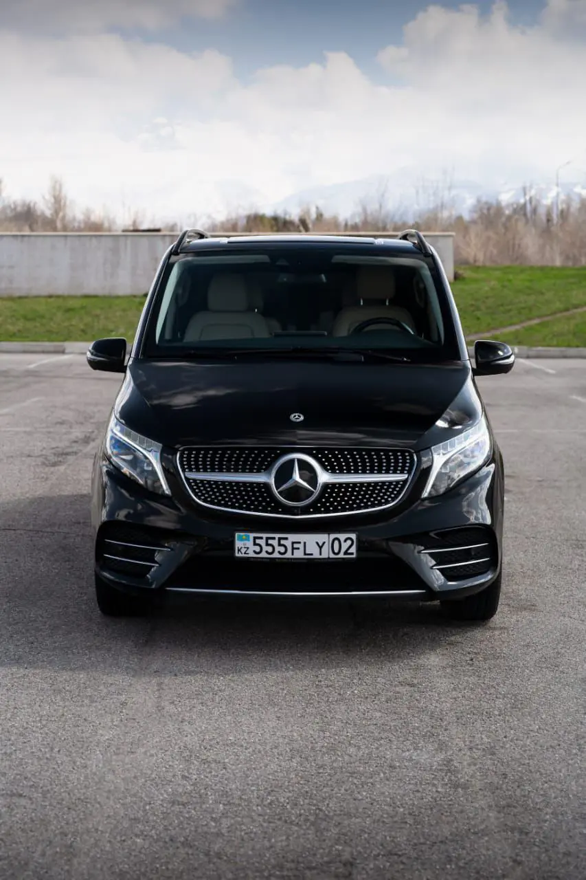 Mercedes-Benz V-class