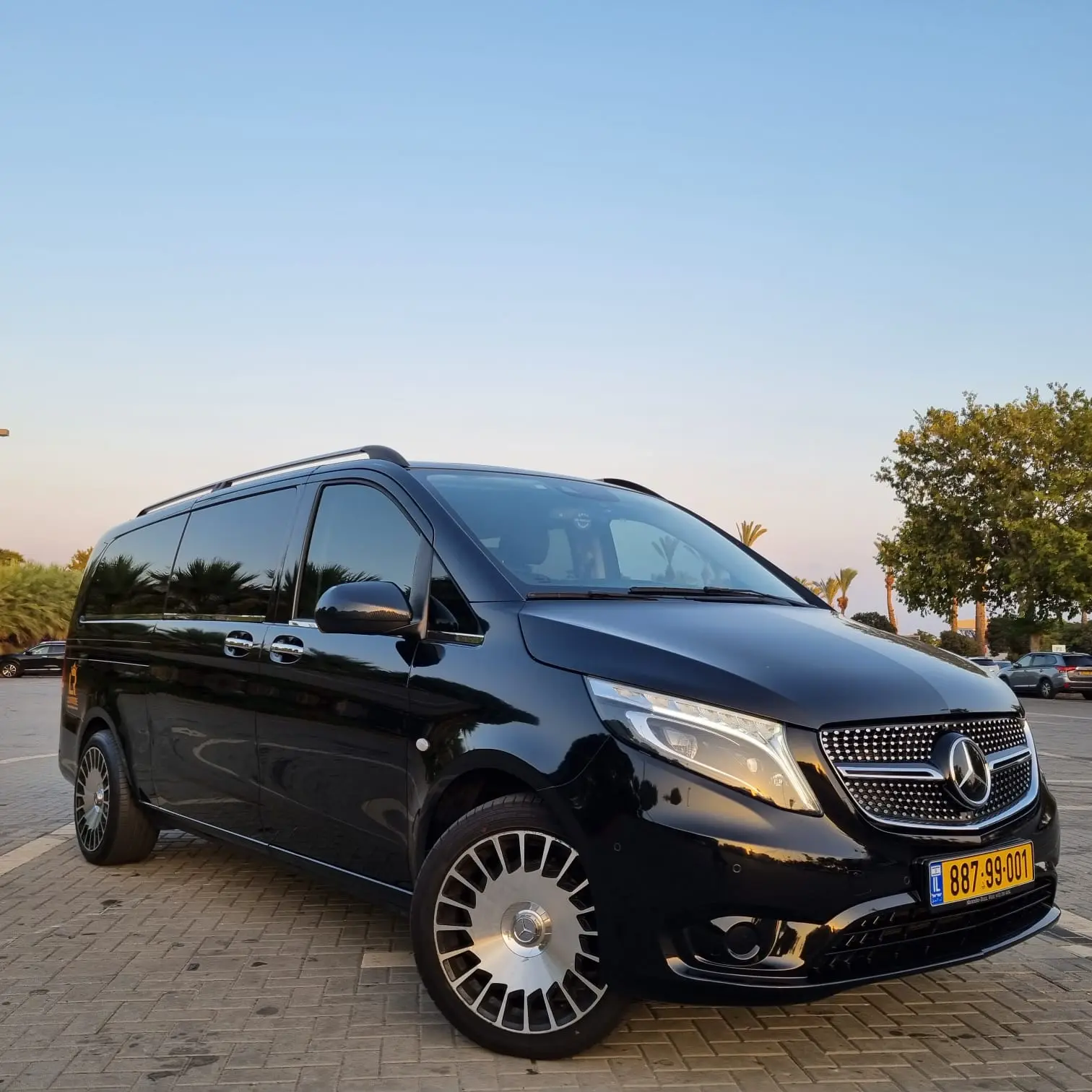 Mercedes-Benz V-Class