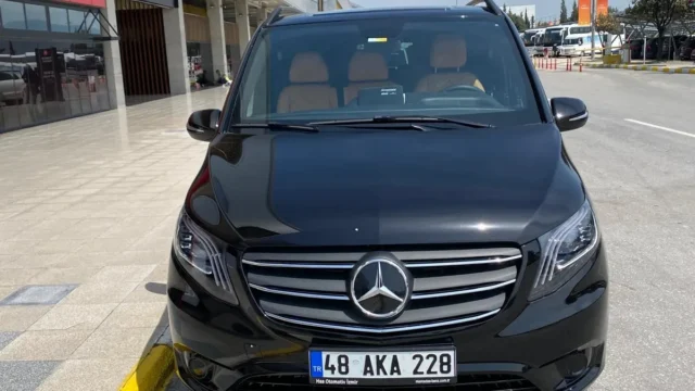 Mercedes-Benz V-Class