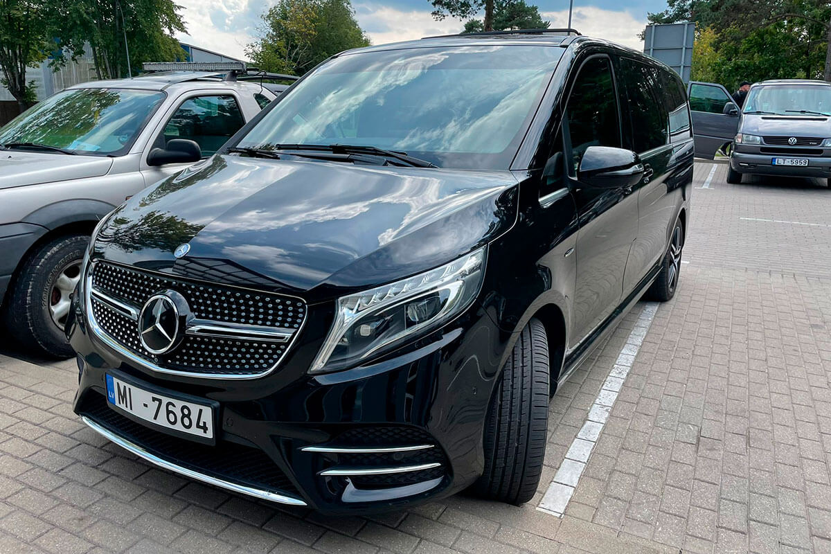 Mercedes-Benz V-Class