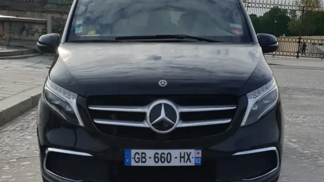 Mercedes-Benz V-class