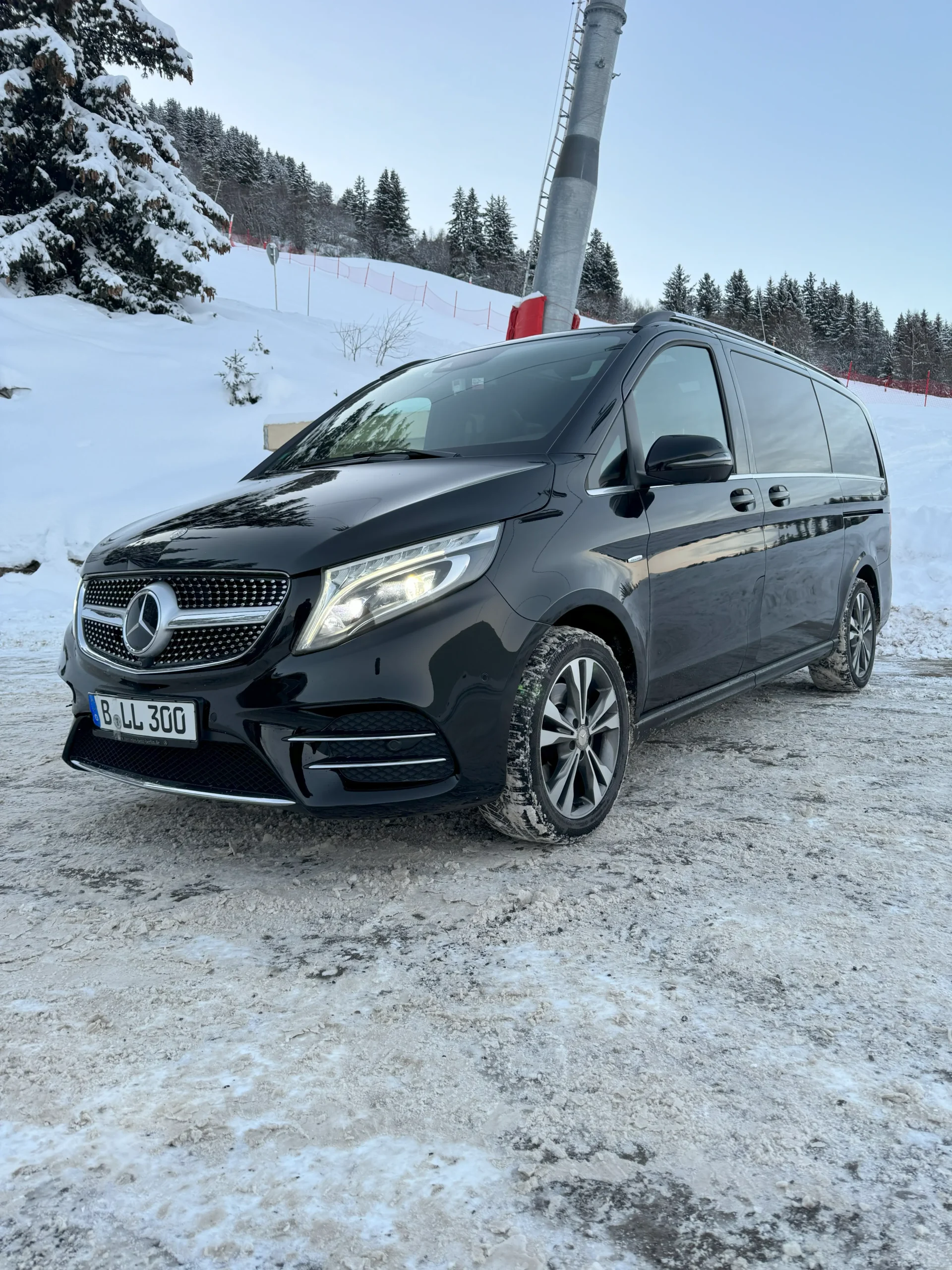 Mercedes-Benz V-Class