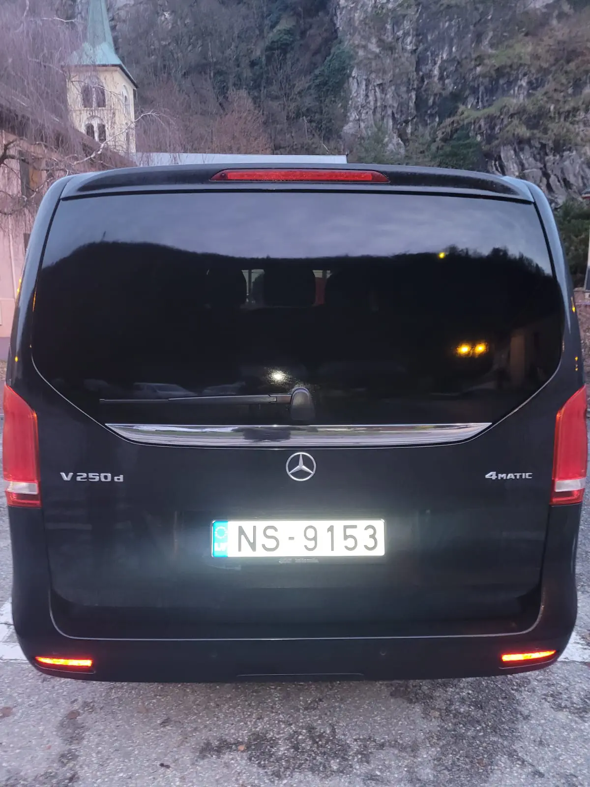 Mercedes-Benz V-Class