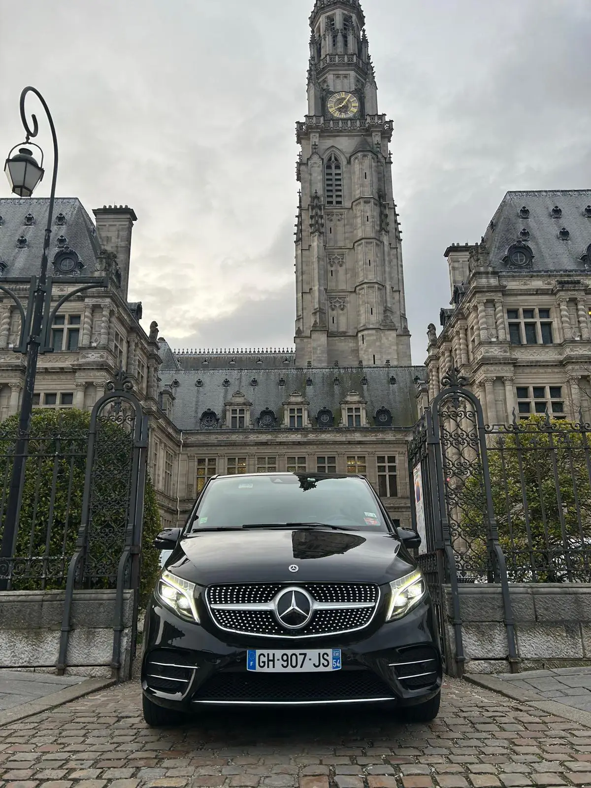 Mercedes-Benz V-Class