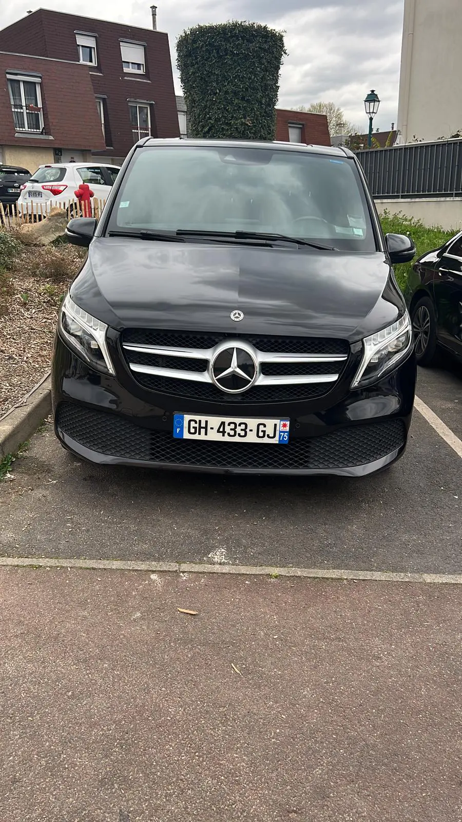 Mercedes-Benz V-class