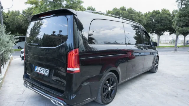 Mercedes-Benz V-class Maybach Edition