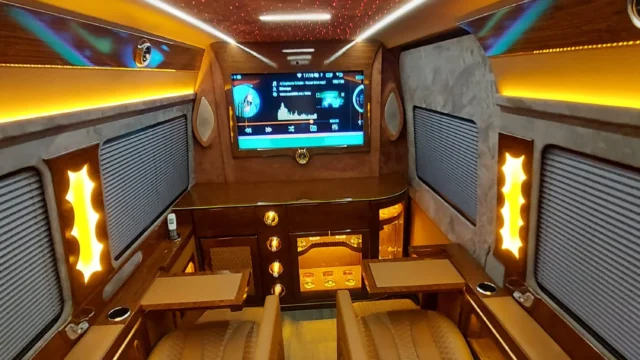 Mercedes-Benz VIP Sprinter