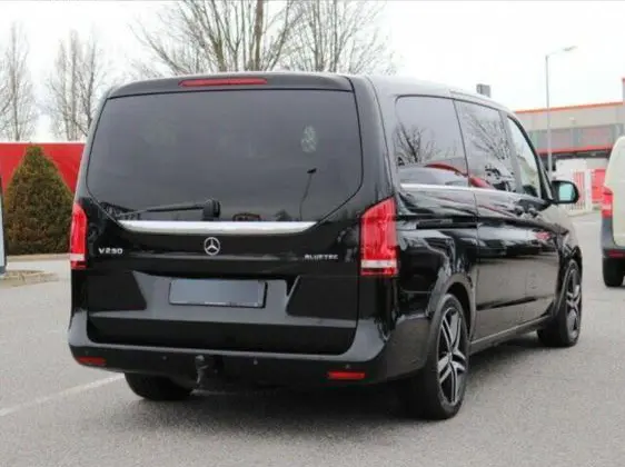 Mercedes-Benz V-Class