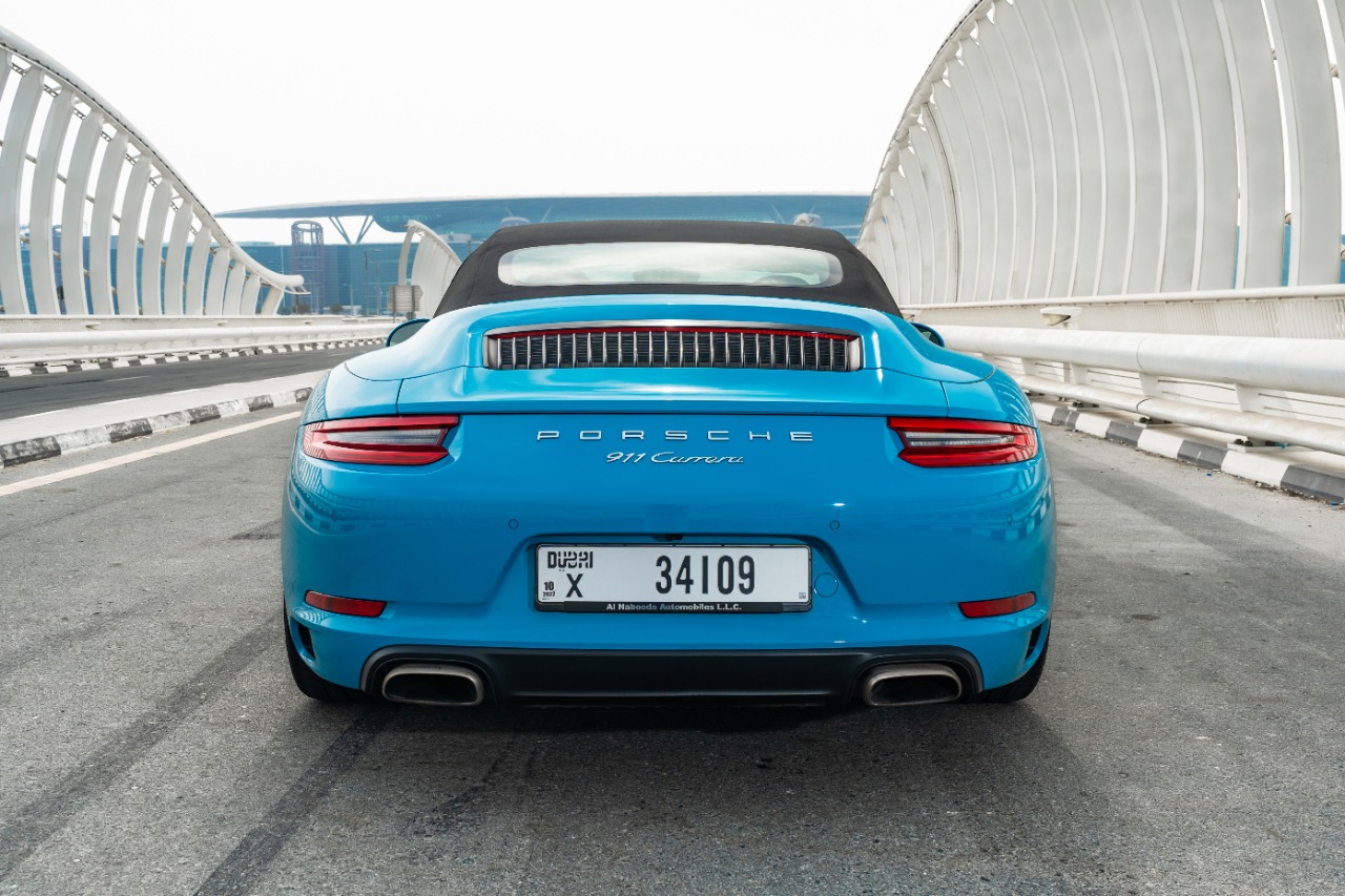 Porsche 911 Carrera Cabriolet