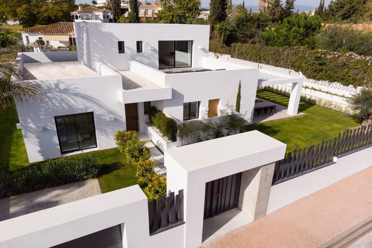 BRAND NEW LUXURY VILLA, Malaga