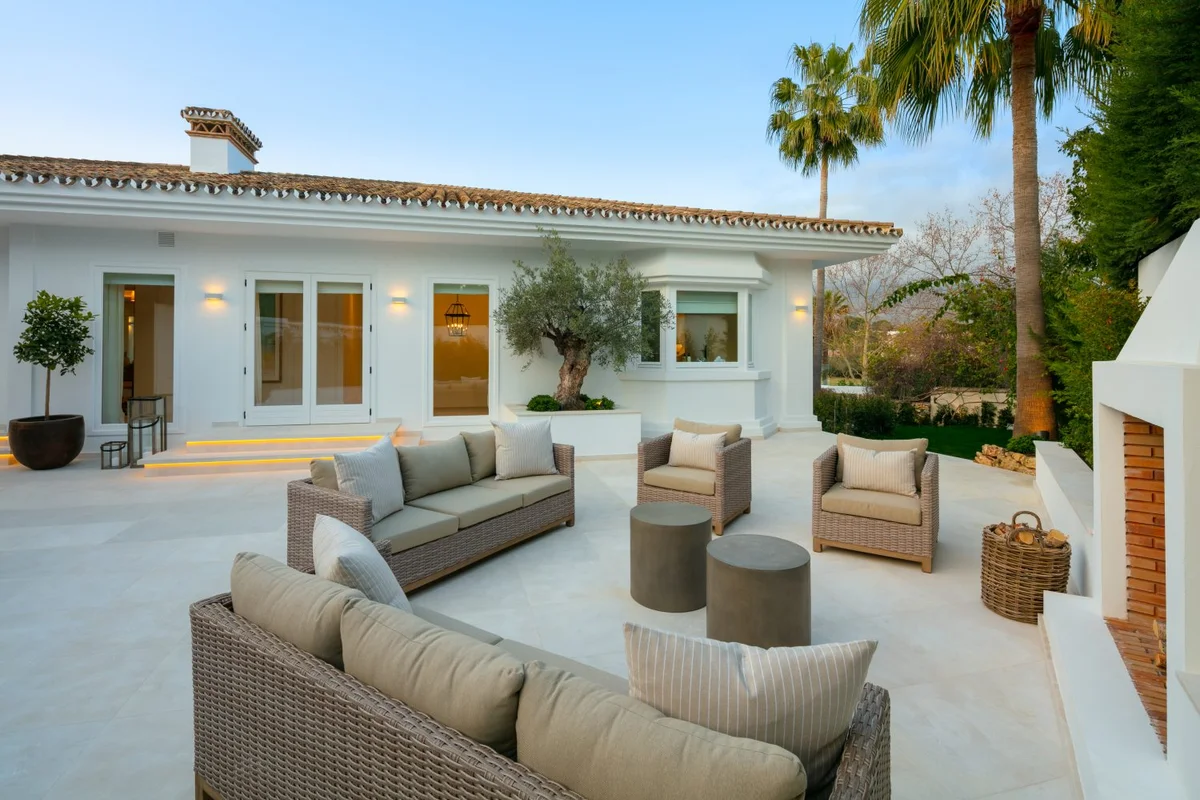 EXCELLENT FRONTLINE GOLF VILLA, Marbella