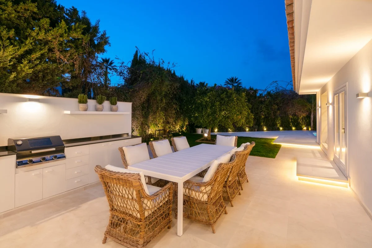 EXCELLENT FRONTLINE GOLF VILLA, Marbella