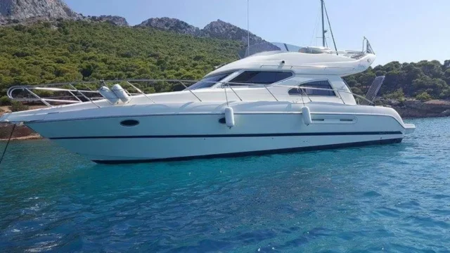 Cranchi 42 Flybridge Mykonos