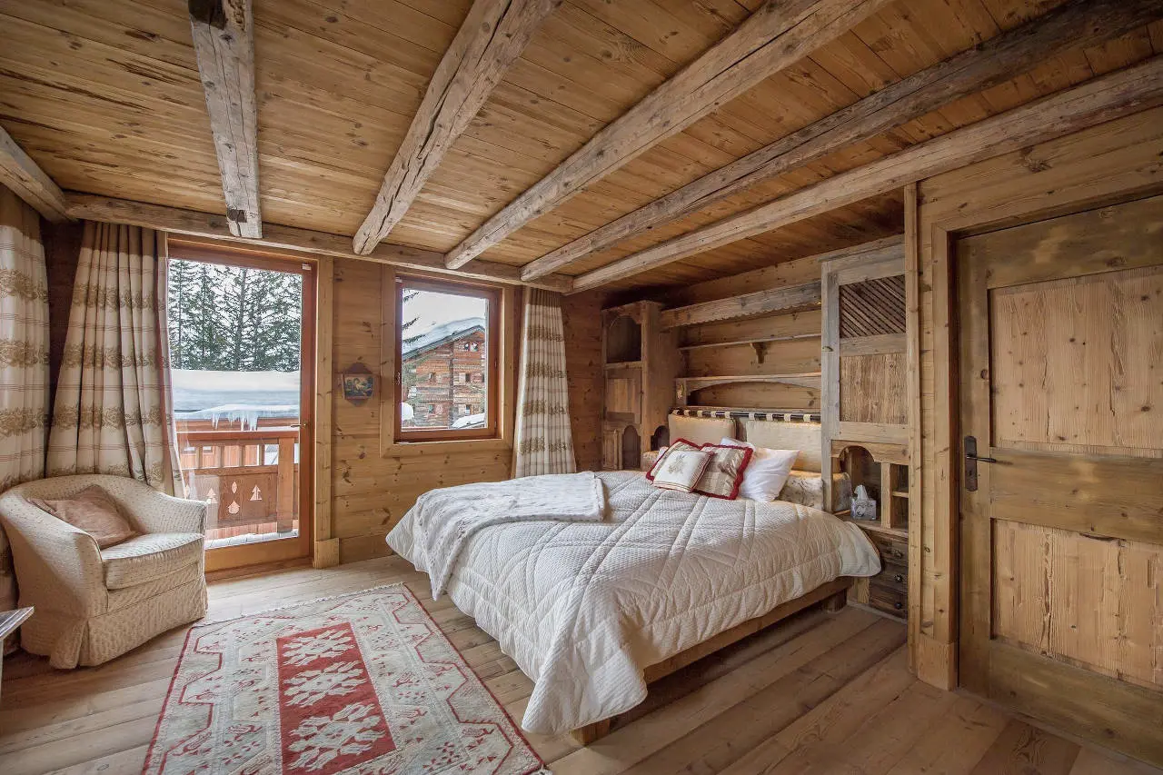 Chalet Alaska