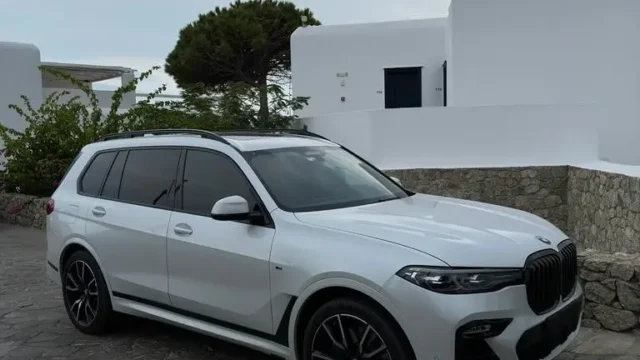 BMW X7 Mykonos