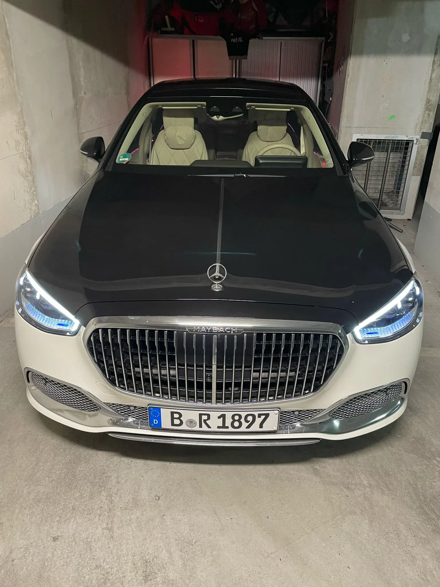 Mercedes-Benz S-Class Maybach