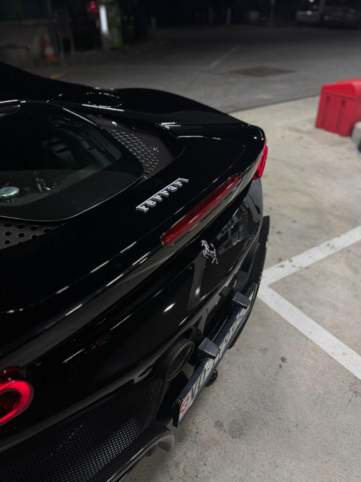 Ferrari SF90 Spyder