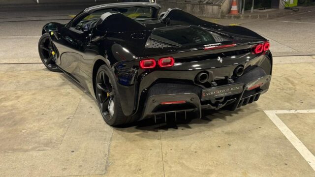 Ferrari SF90 Spyder