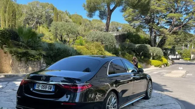 Rent Mercedes-Benz S-Class with driver