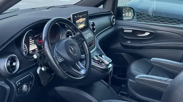 Mercedes-Benz V-Class