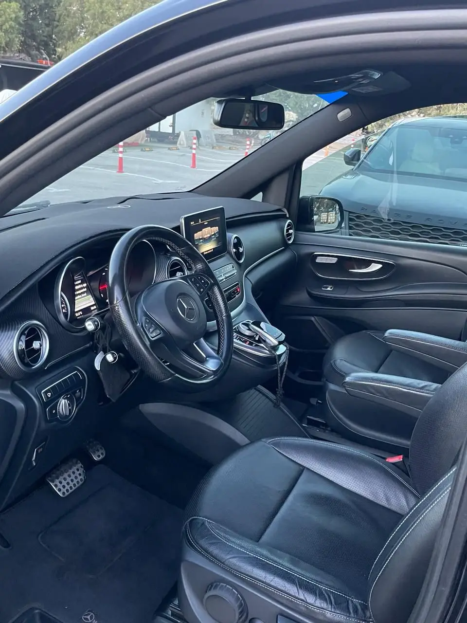 Mercedes-Benz V-Class