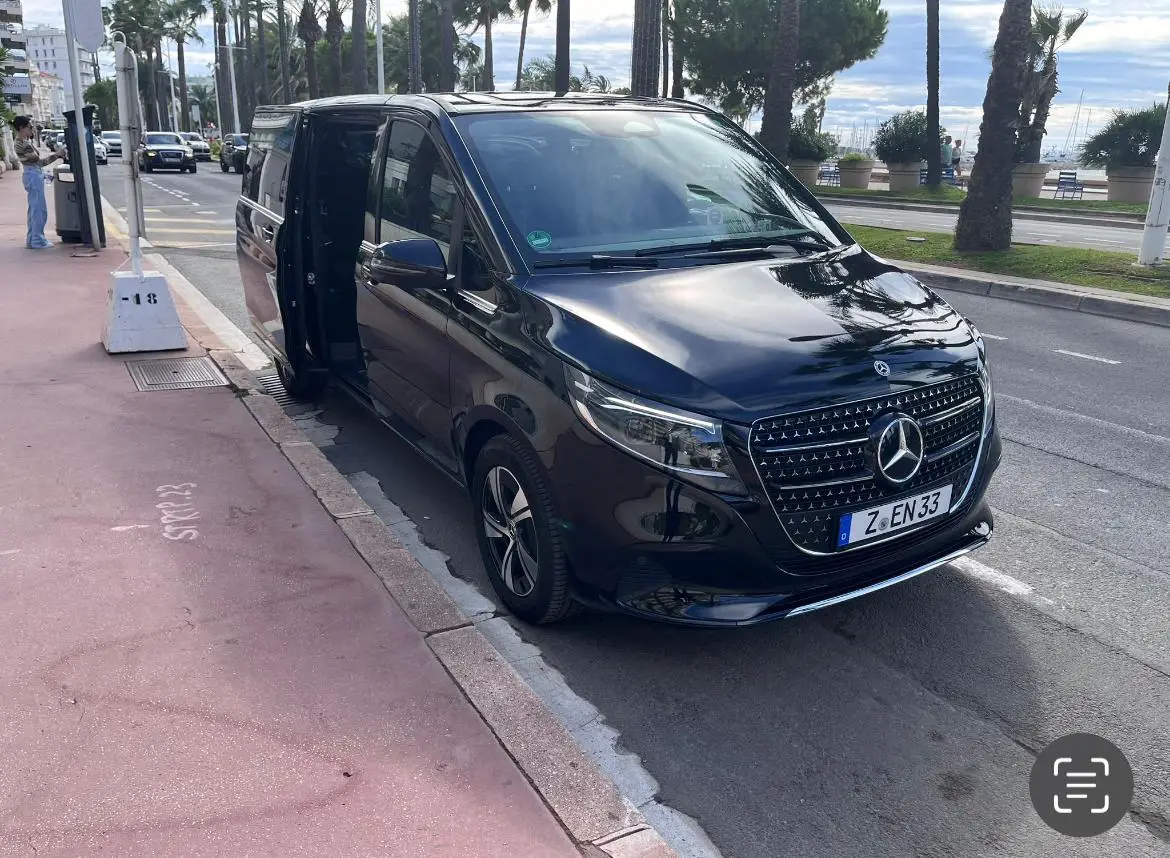 Mercedes-Benz V-Class
