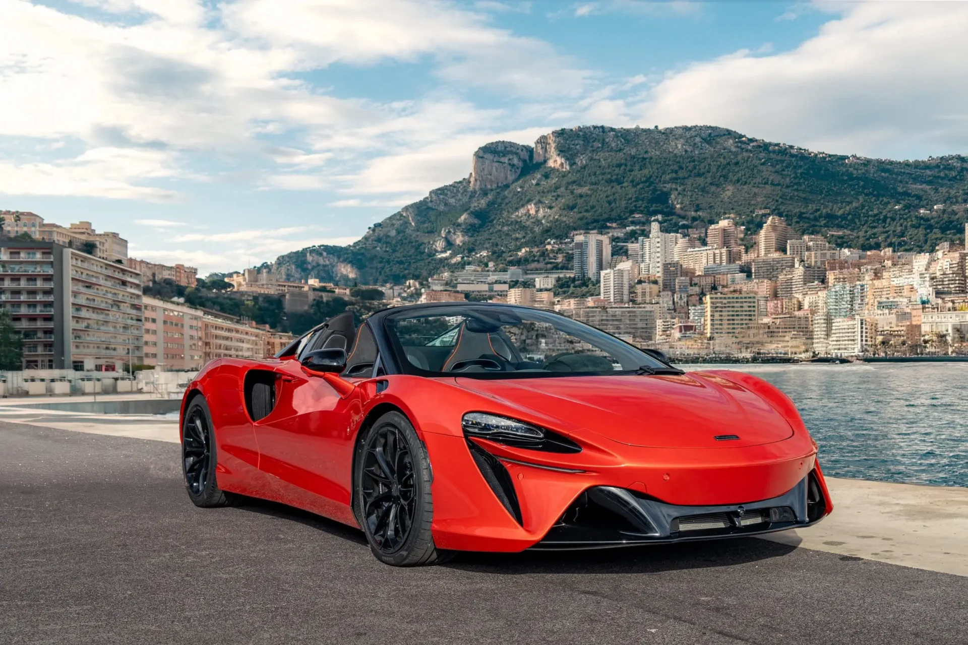 McLaren Artura Spider