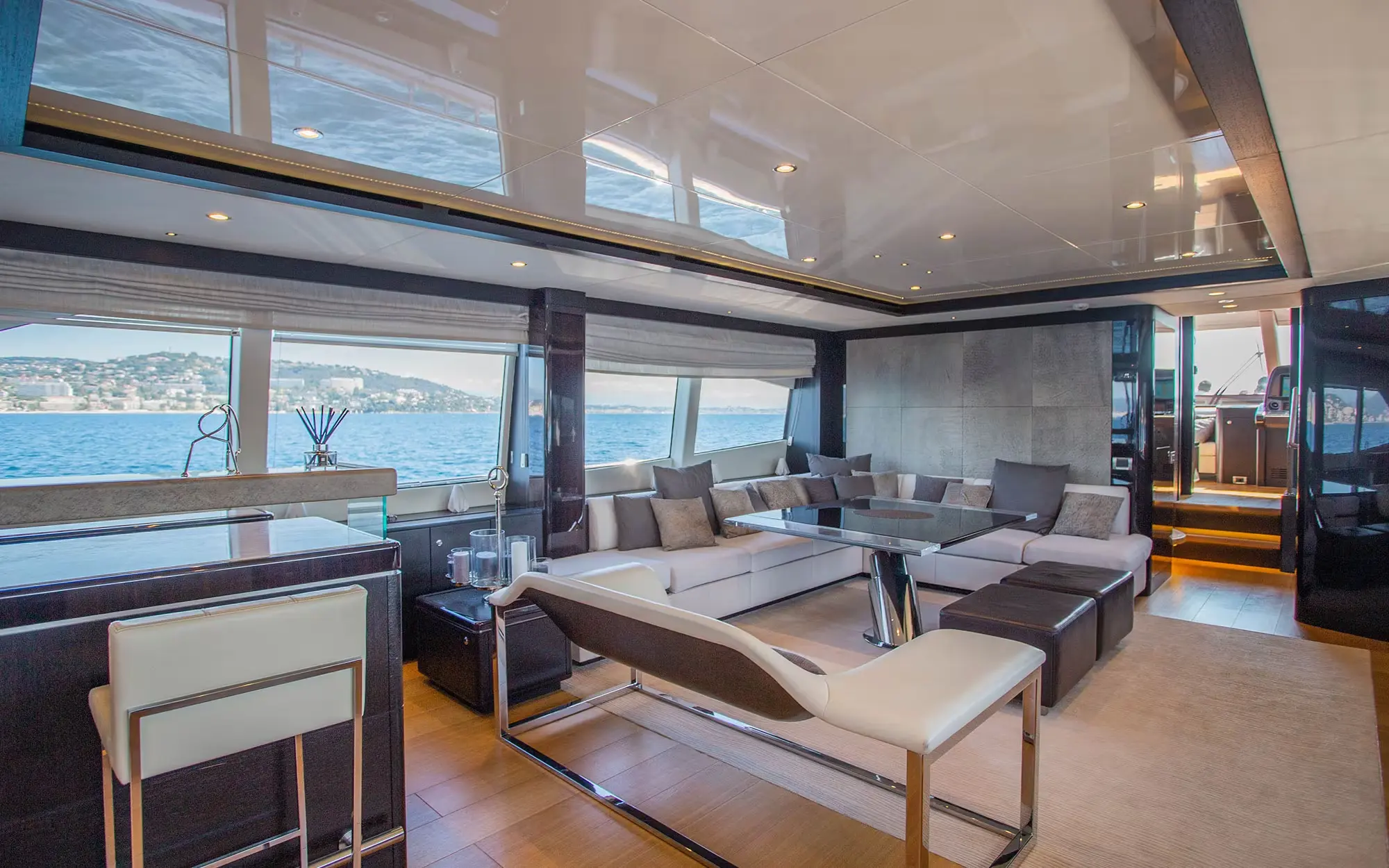 Skyra Yacht Charter