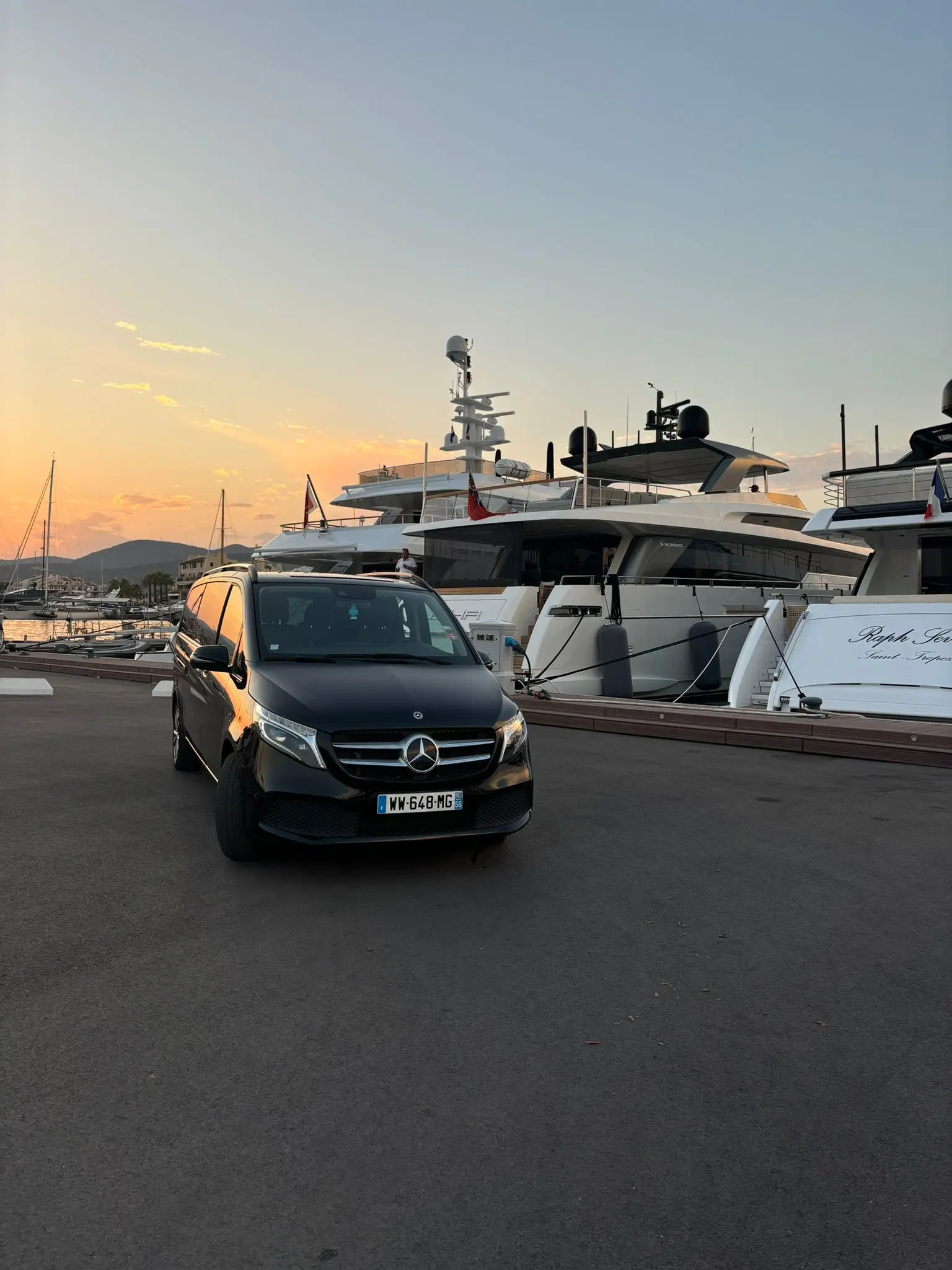 Mercedes-Benz V-Class