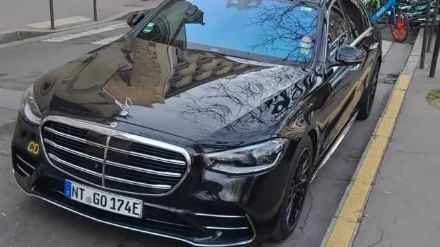 Mercedes-Benz S-Class