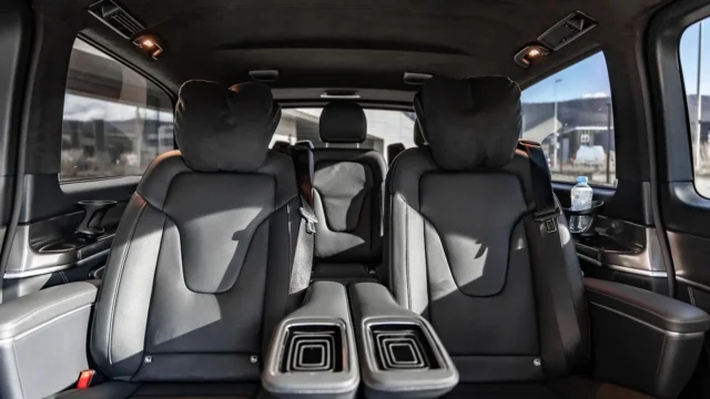 Mercedes-Benz V-Class 300d Exclusive Extra Long 2024