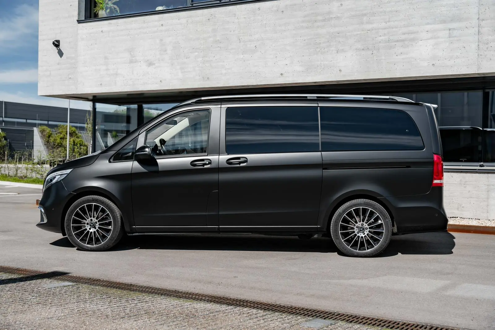 Mercedes-Benz V-Class