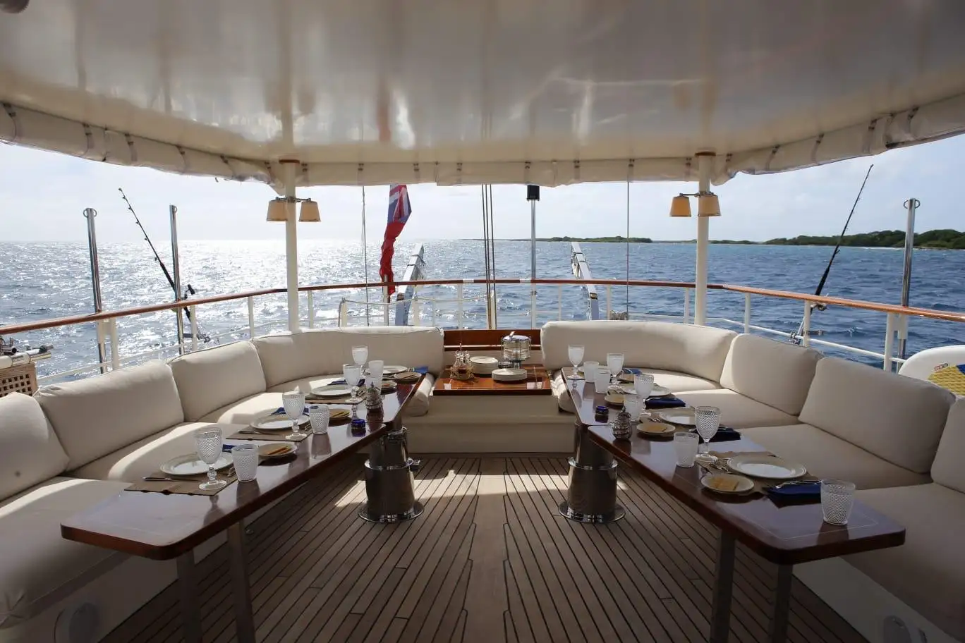 Superyachts 82m