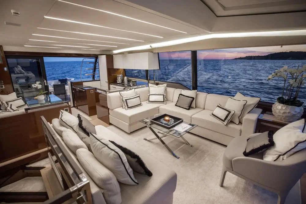 APOLLONIA | Prestige 680