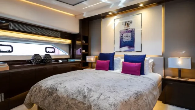 APOLLONIA | Prestige 680