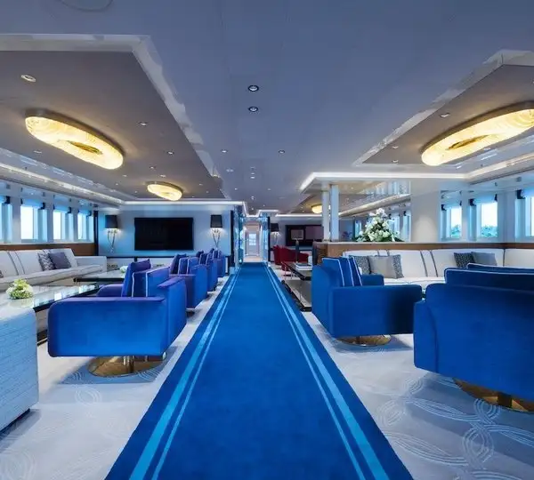 Superyachts 82m
