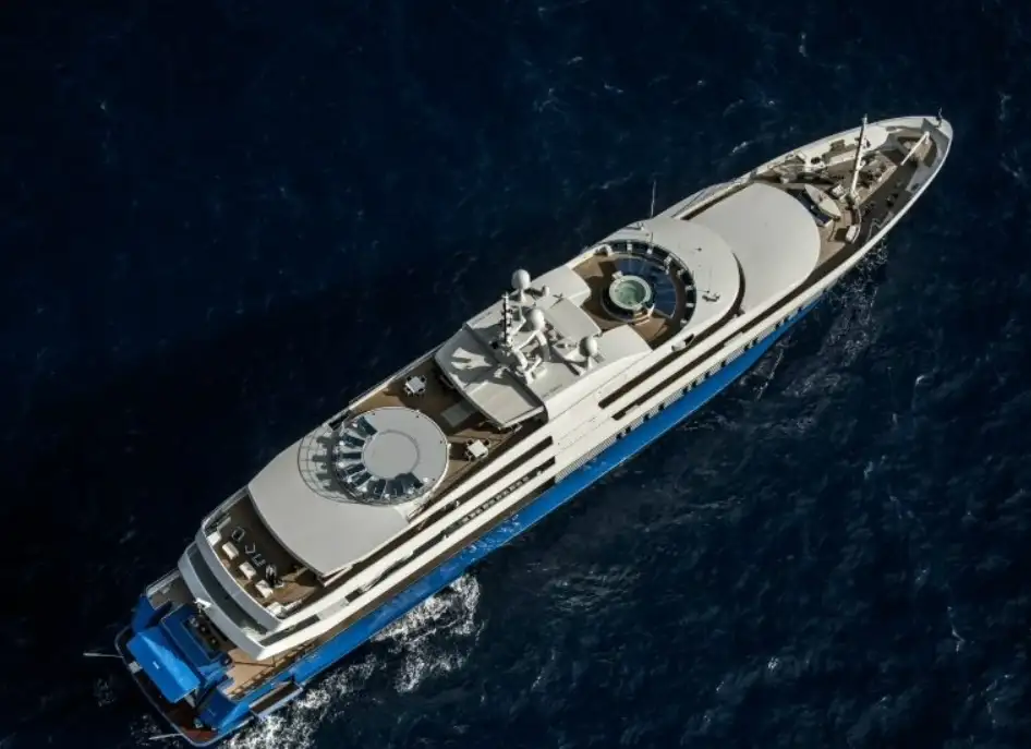 Superyachts 82m