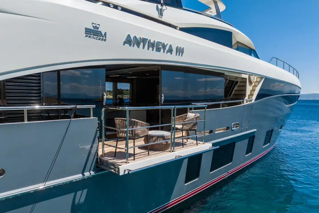 ANTHEYA III/Princess 35M