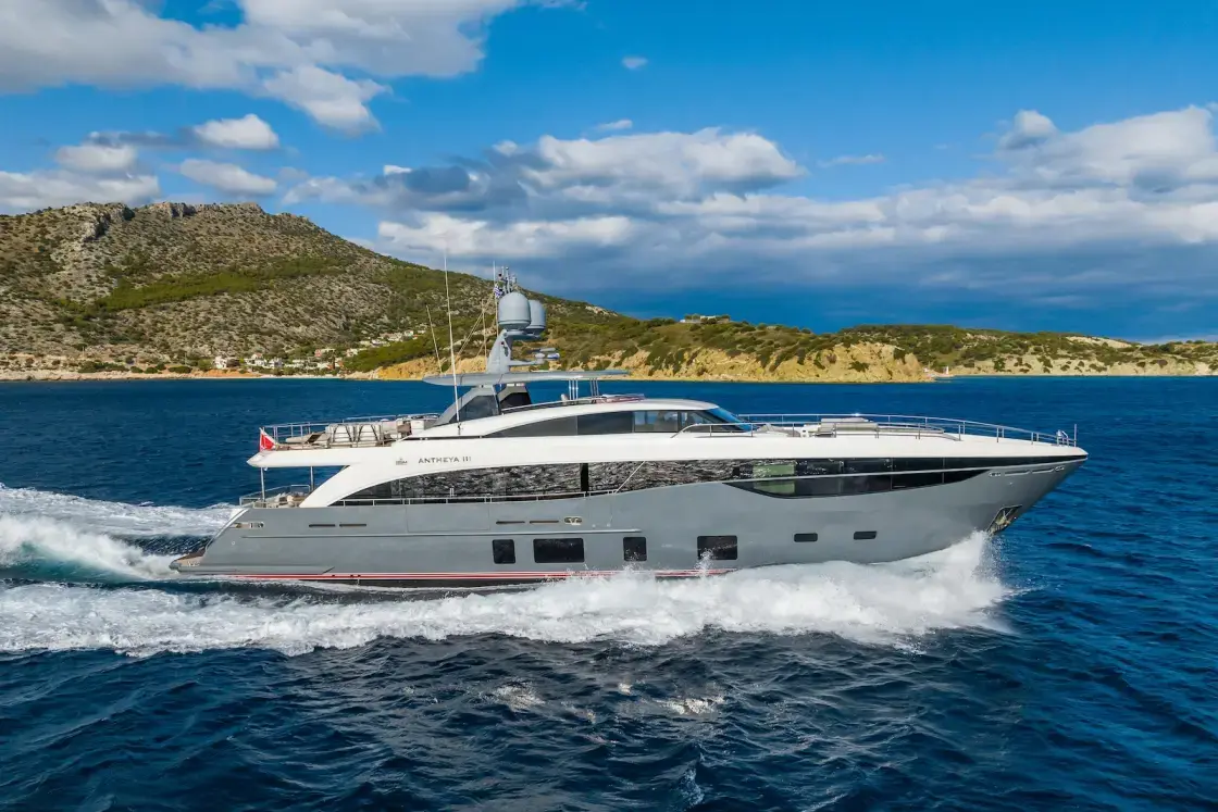 ANTHEYA III/Princess 35M