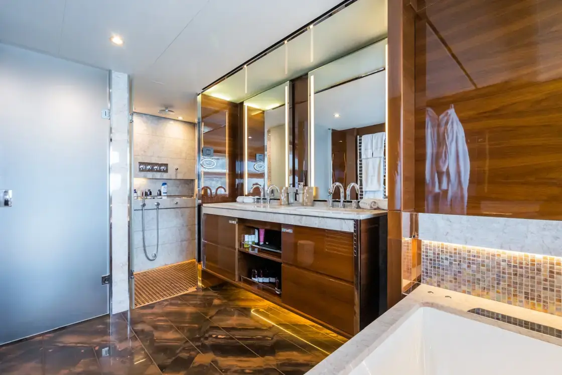 ANTHEYA III/Princess 35M
