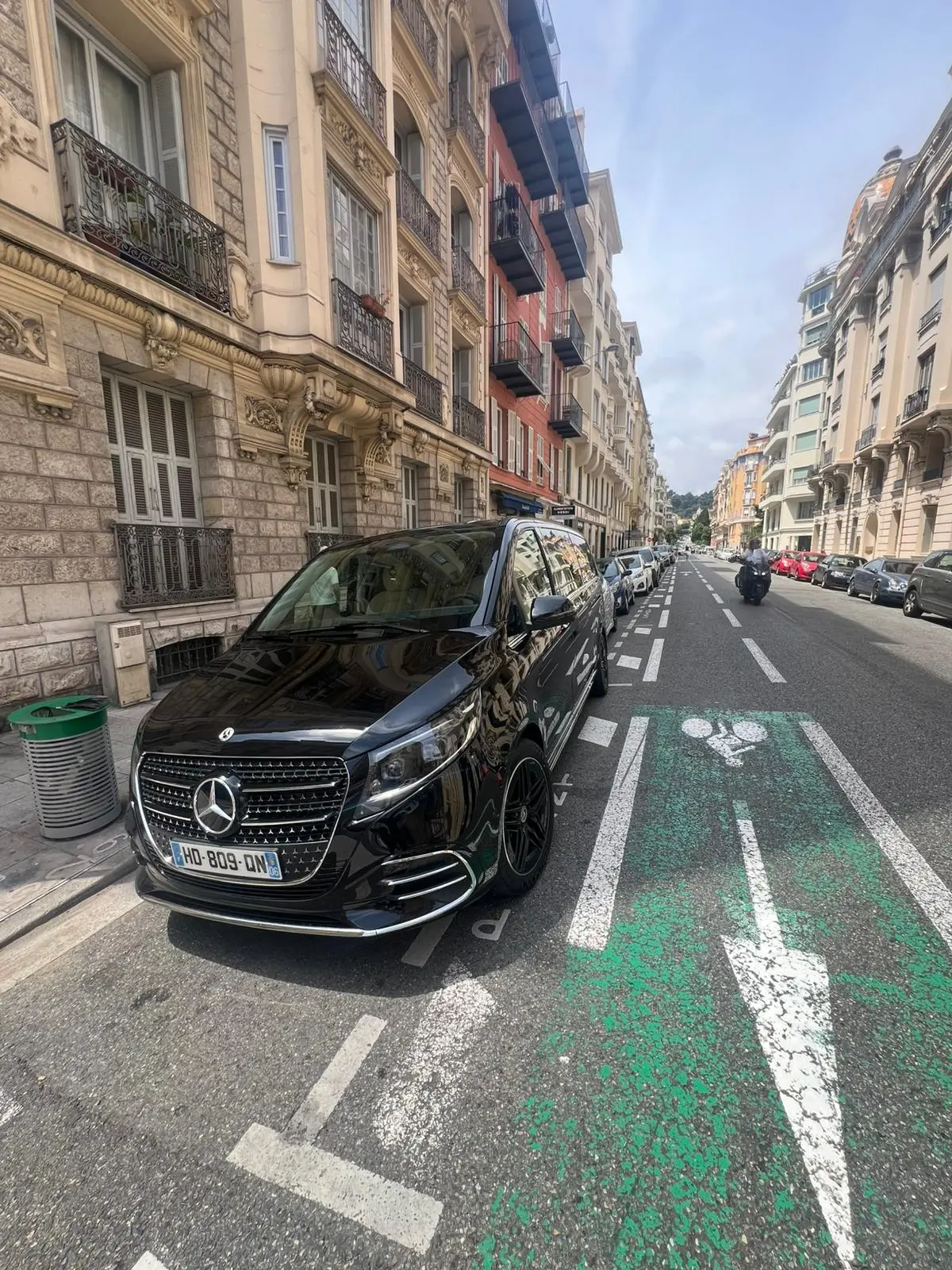 Mercedes-Benz V-Class