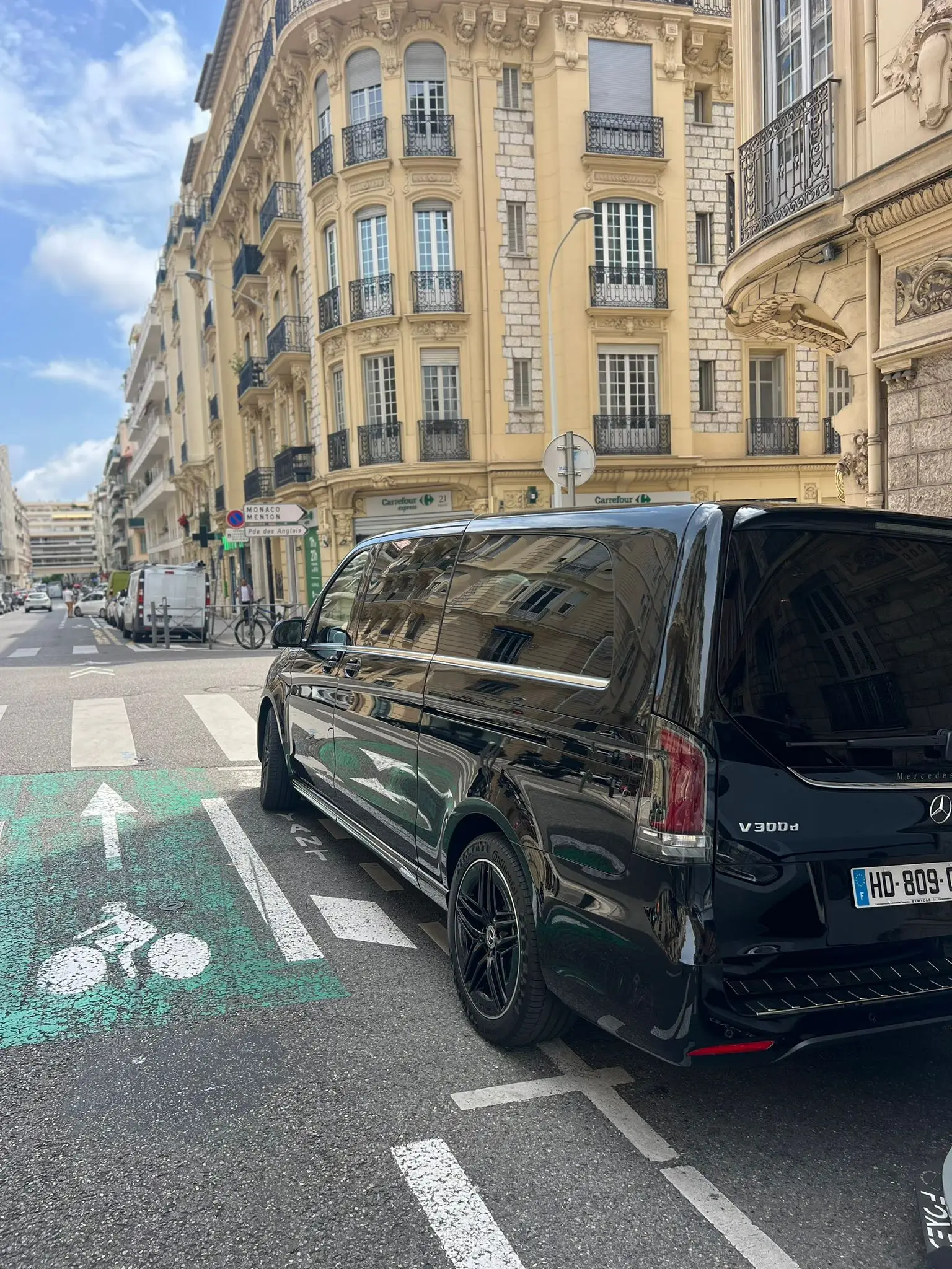 Mercedes-Benz V-Class