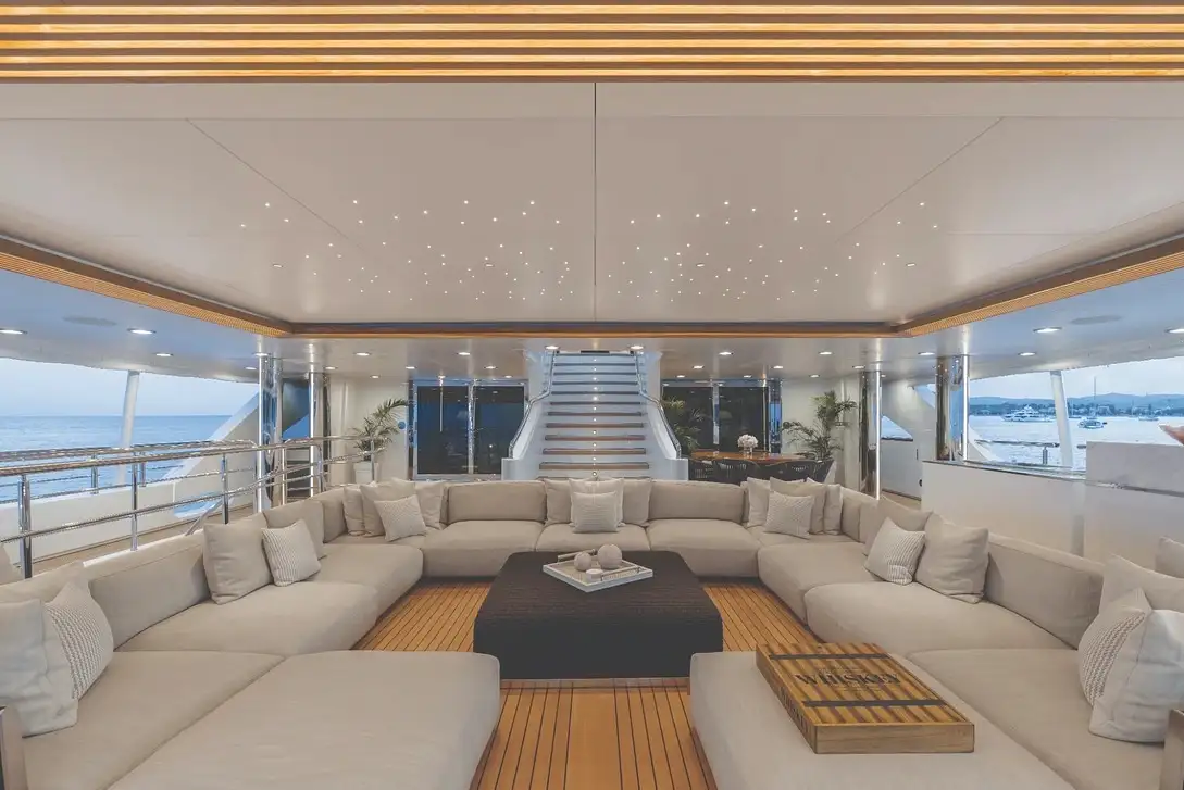 Superyachts of 92m