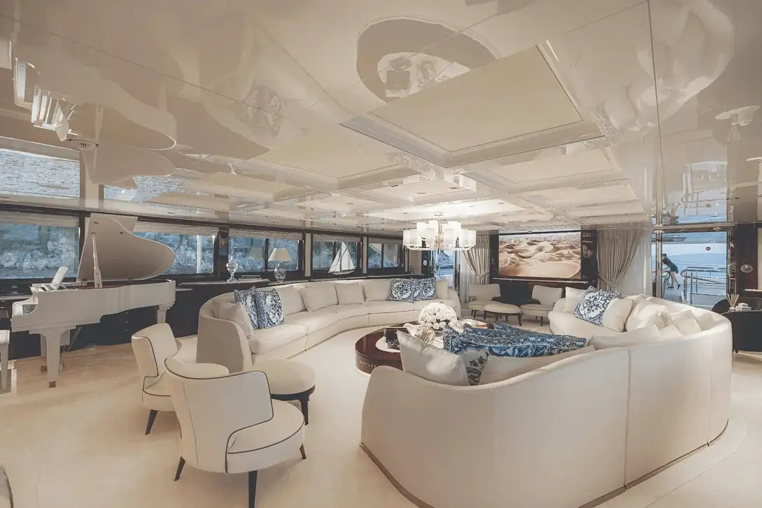 Superyachts of 92m
