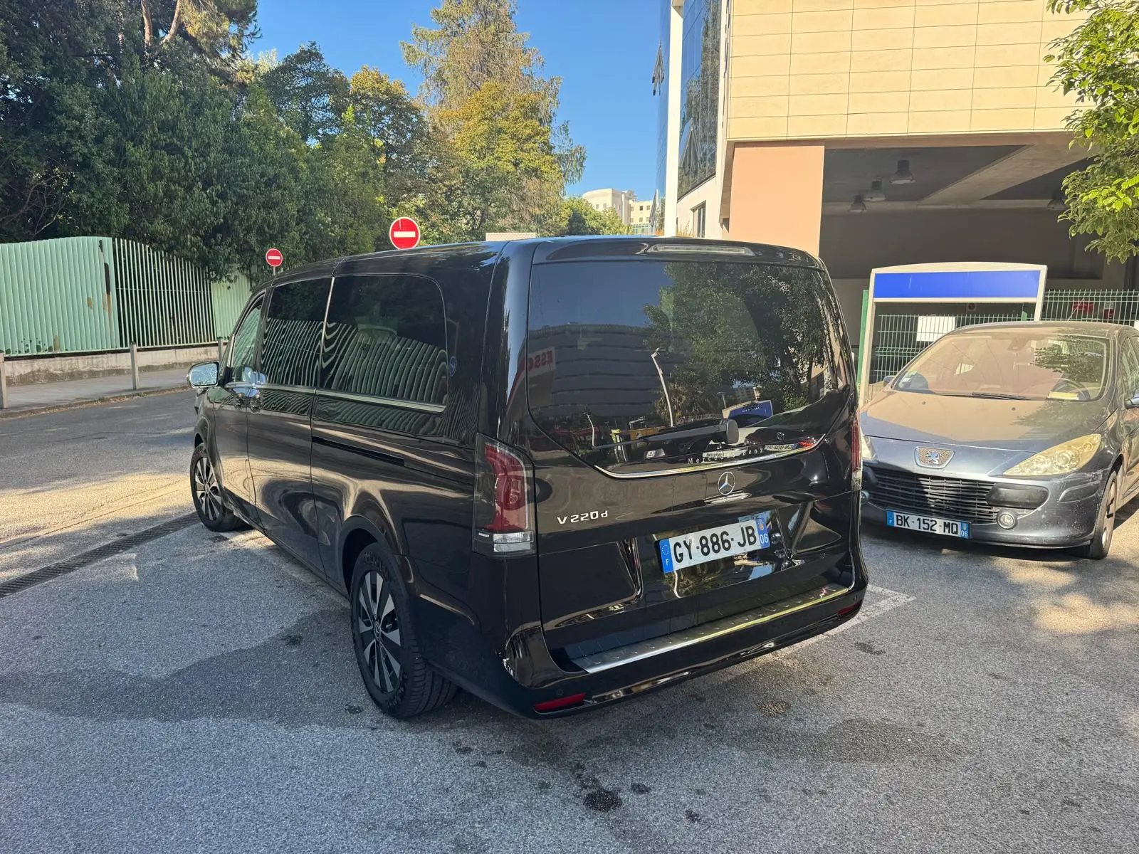 Mercedes-Benz V-Class