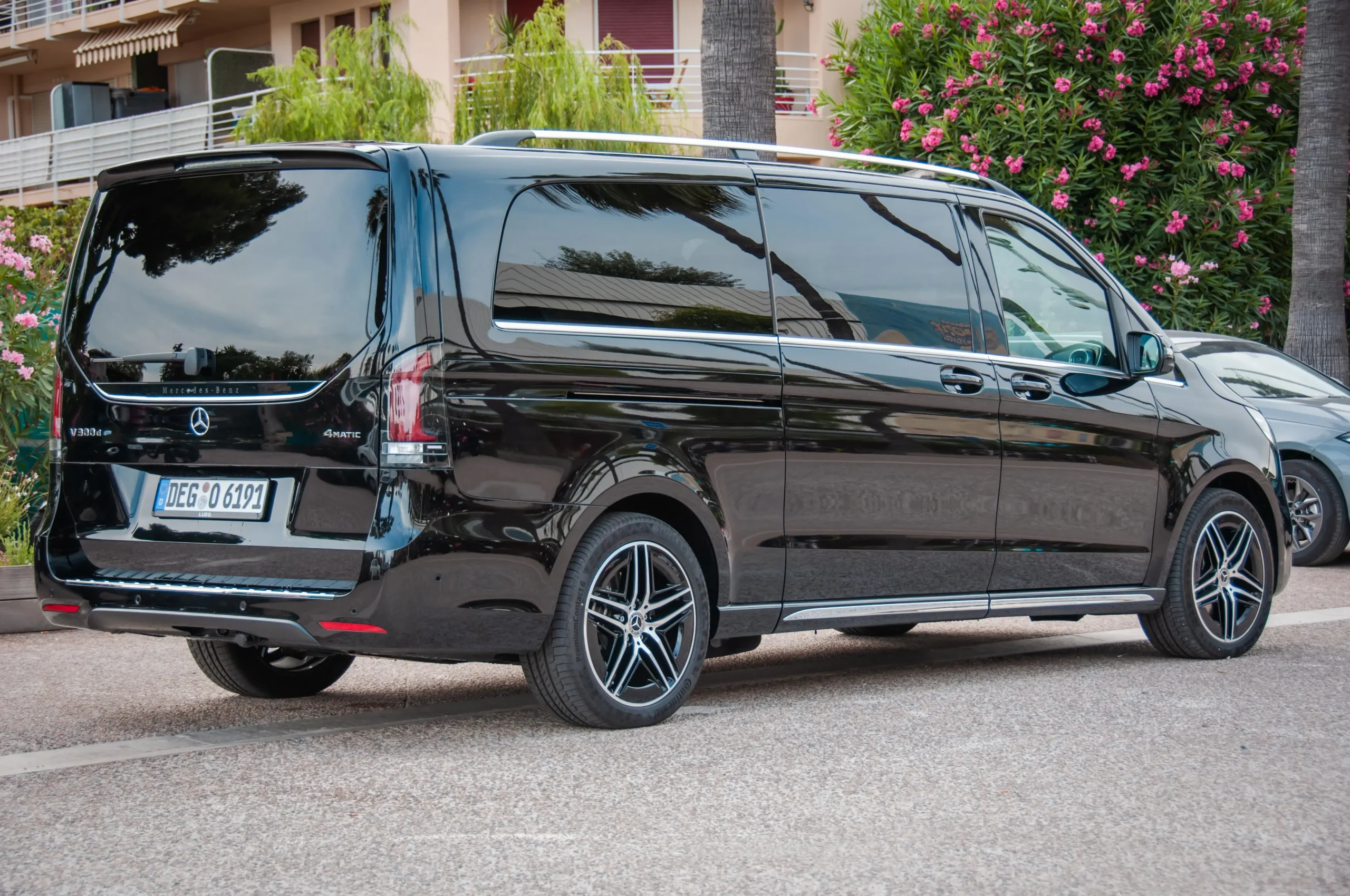 Mercedes-Benz V-Class