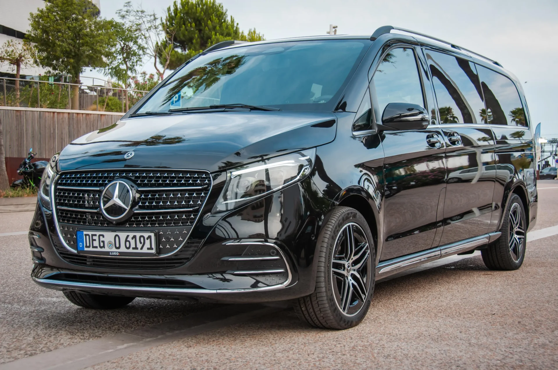 Mercedes-Benz V-Class